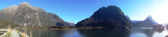 milford-sound-view-from-shore